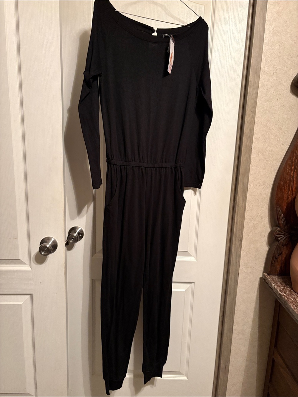 Women’s Black Long-Sleeve Jogger Jumpsuit